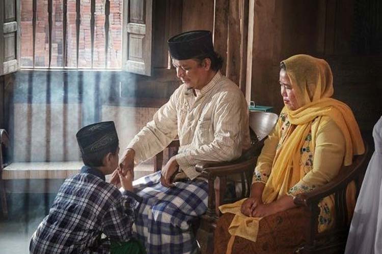 Lebaran Tanpa Anjangsana: Bagaimana Generasi Muda Tetap Menjaga Silaturahmi?