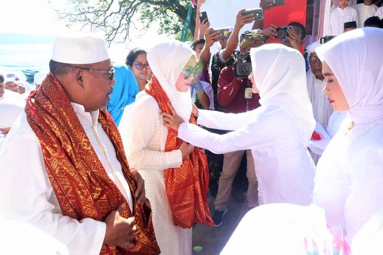 Gubernur Maluku Resmikan Masjid Al&#45;Muhajirin di Malteng