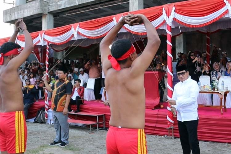 Gubernur Maluku Harap Pukul Sapu Lidi Jadi Agenda Pariwisata Nasional