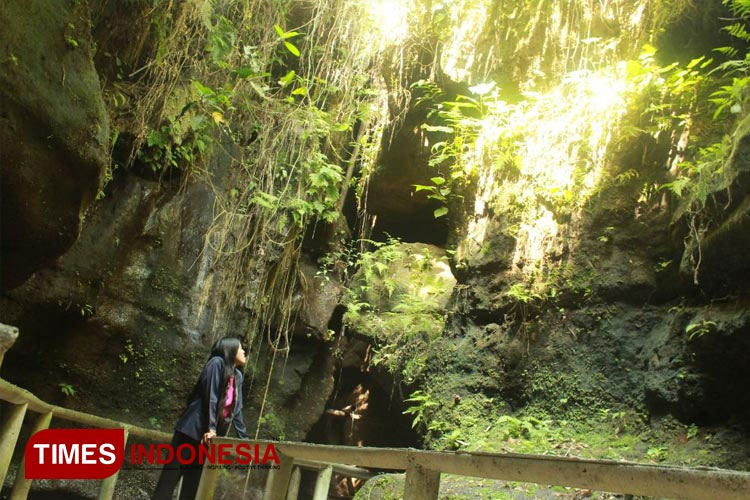 Goa Jegles: The Enchanting Cave of Kediri East Java