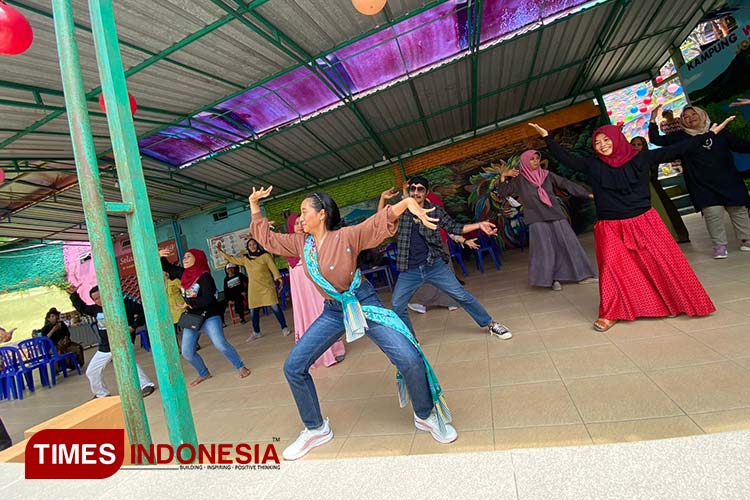 Pokdarwis Gotong Royong Selamatkan Kampung Tematik Kota Malang Times