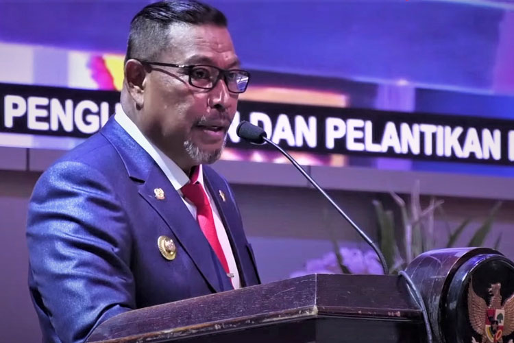 Lantik Pengurus KONI, Gubernur Maluku: Slogan MURAD untuk Wujudkan Kemajuan Olahraga