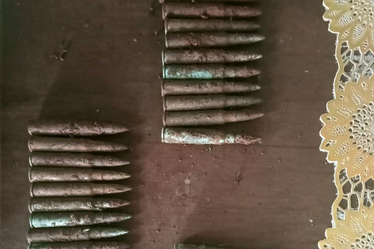 Puluhan Amunisi Aktif Peninggalan Jaman DI/TII Ditemukan di Galian Makam