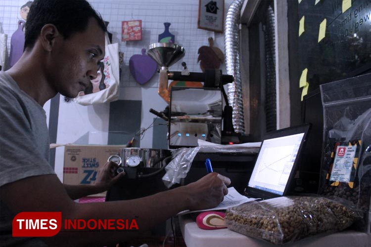 Coffee Roastery Asal Kediri Terpilih Sebagai Master Roaster Indonesia 2023