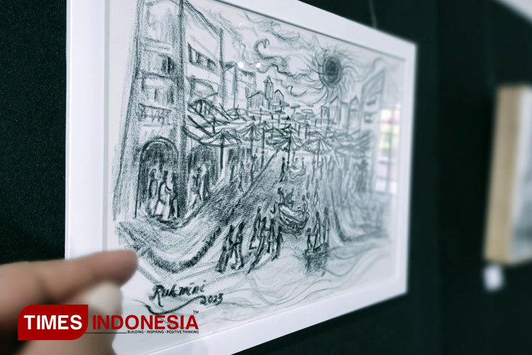 Salah satu lukisan karya perupa Tasikmalaya  Hj. Rukmini Afandi (Putri maestro perupa Indonesia Afandi) bertajuk Pedestrian Cihideung Tasikmalaya 2023 berukuran 50x70 menggunakan media kanvas dan pastel di pajang di GCC Kota Tasikmalaya, Minggu (7/