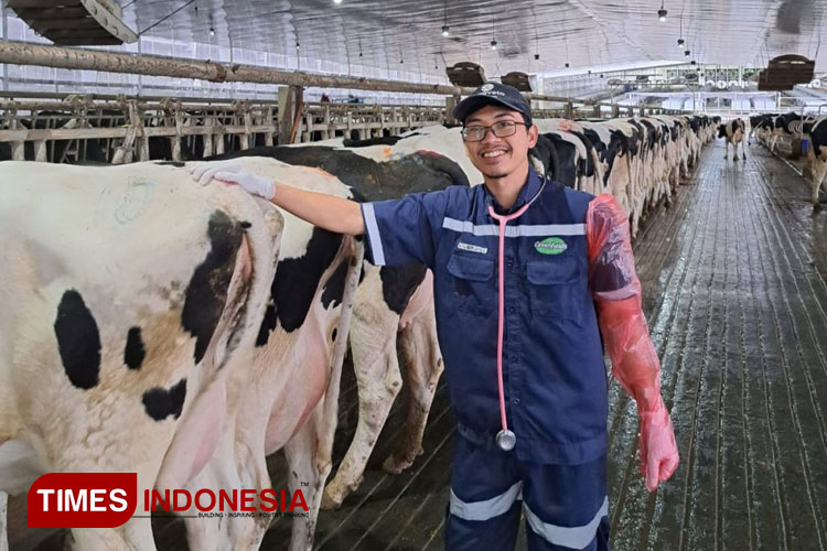 Fakultas Peternakan Unisma Malang kolaborasi dengan drh Bayu Berlian Chrisnawan sebagai Animal Health Supervisor di PT Green Fields Indonesia Dalam Program Praktisi Mengajar. (FOTO: AJP TIMES Indonesia)