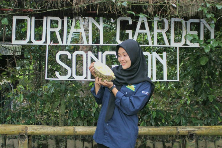 Syva Dila Kharisma (22) berhasil menyabet gelar Young Ambassador Agricultulture 2023 dari Kementerian Pertanian. (Foto : Humas Pemkab Banyuwangi for TIMES Indonesia)