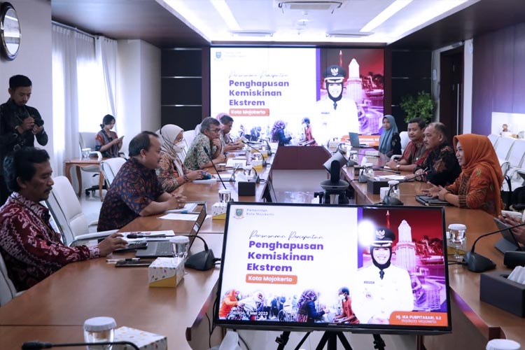 Audiensi Pemerintah Kota Mojokerto bersama Sesmenko PMK, Andie Megantara di gedung Menko PMK, Jakarta. (FOTO: Dok. Kominfo Kota Mojokerto)