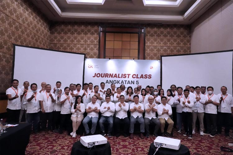 OJK Institute Gelar Journalist Class Angkatan ke&#45;5 di Kota Surabaya