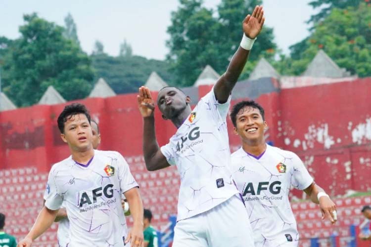 Striker Persik Kediri Flavio Silva saat merayakan golnya. (Foto: Dok. Persik Kediri)