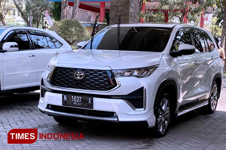 Mobil Dinas Innova Zenix Hybrid untuk Wabup Probolinggo Tiba, Forkopimda Menyusul