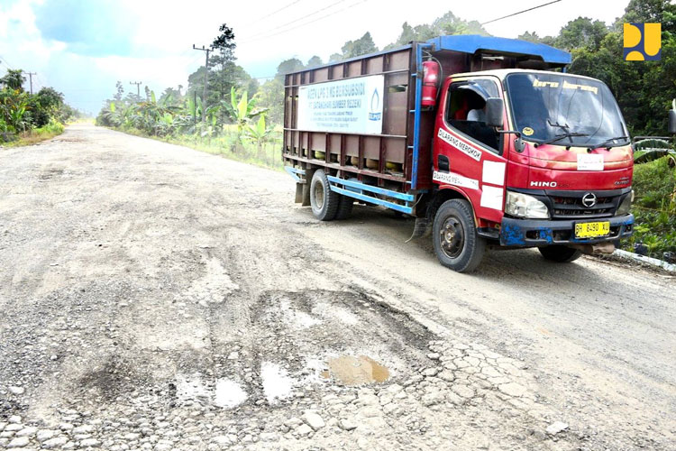 Kementerian PUPR RI Anggarkan Rp14,6 Triliun Untuk Perbaikan Jalan ...