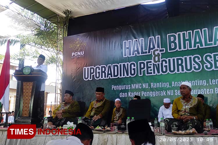 Wakil Ketua PBNU KH Amin Said Husni saat memberikan sambutan dalam upgrading pengurus dan kader NU Bondowoso (FOTO: Moh Bahri/TIMES Indonesia)