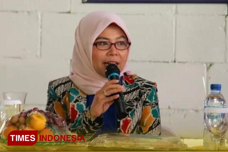 Direktur Perumdam Tirta Anom Kota Banjar siap berlakukan penyesuaian tarif baru bagi pelanggan. (Foto: Susi/TIMES Indonesia) 