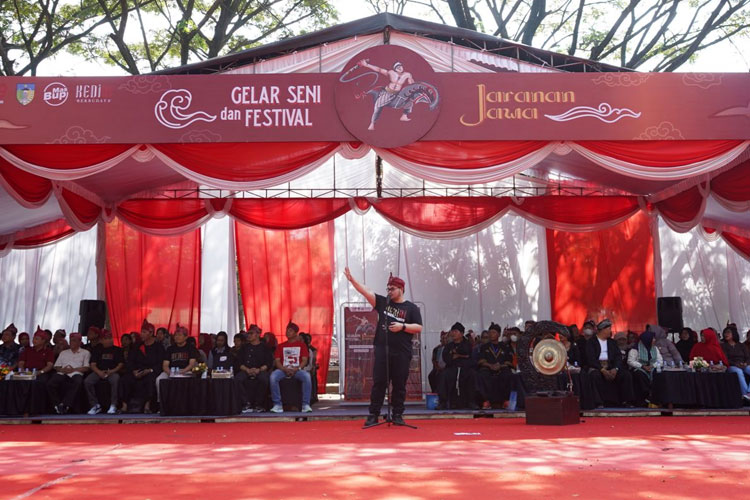 Festival Jaranan Jowo, Mas Bup Dhito: Hormati Lagu Kebangsaan