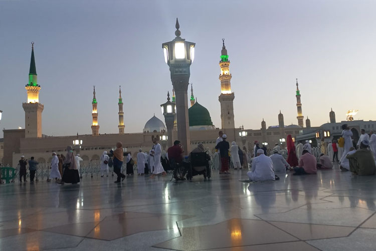 Perhatian, Jemaah Haji Wajib Tahu untuk Hindari Peristiwa Kaki Melepuh di Madinah