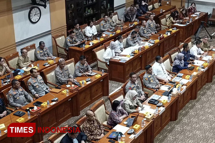 Rapat Dengar Pendapat Komisi III DPR dengan Kapolda Metro Jaya. (FOTO: Dok. Rafyq Panjaitan/TIMES Indonesia)