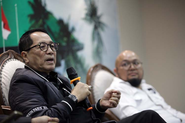 DPR Bicara Zat Adiktif di RUU Kesehatan: Kami Tak Larang Industri Rokok Elektrik