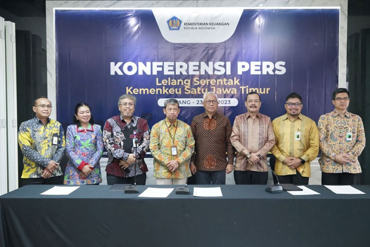 Lelang Serentak 90 Barang Sitaan dalam Rangka Penagihan Utang Pajak