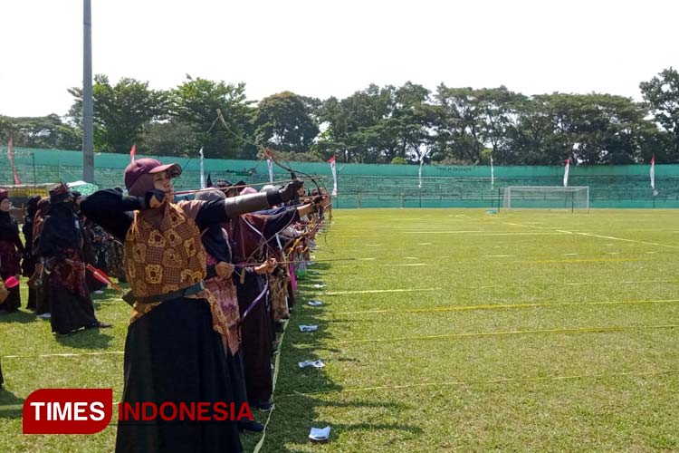 Gelaran Lomba Panahan Forda Jatim, di Stadion Gajayana Kota Malang, Sabtu (27/5/2023). (Foto: Achmad Fikyansyah/TIMES Indonesia)