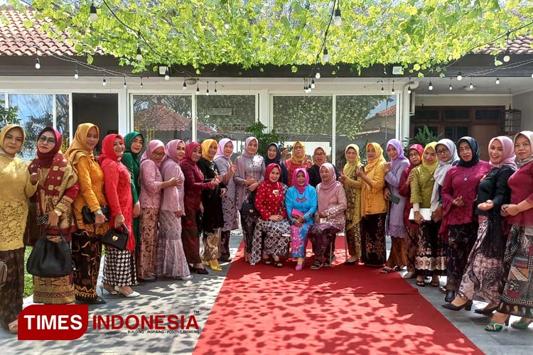 Unik! Begini Cara KKI Jombang Lestarikan Kebaya