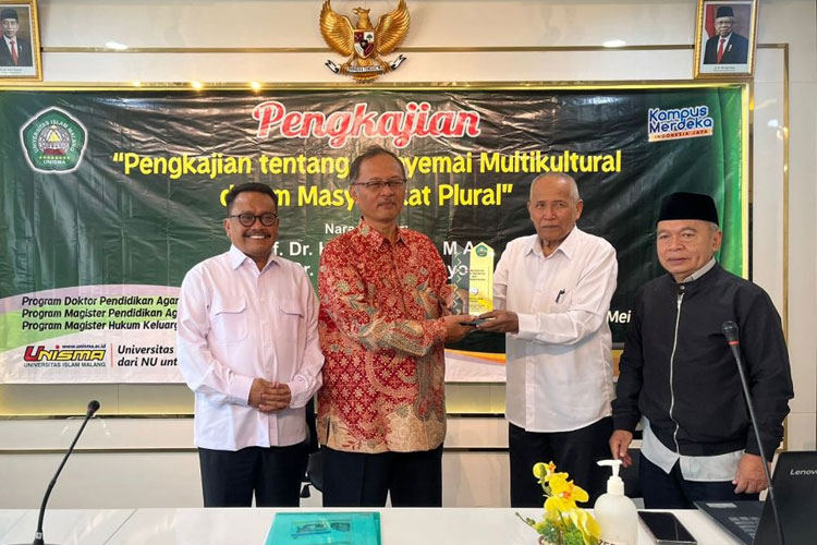Undang 4 Pembicara Guru Besar Sekaligus, Mahasiswa Unisma Lakukan Penguatan Penyemaian Multikulturalisme