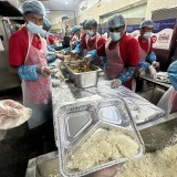 5,7 Juta Boks Makanan Disiapkan untuk Jemaah Haji Indonesia di Madinah