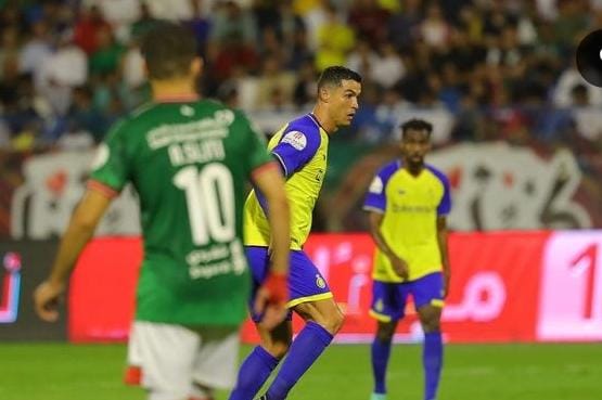 Cristiano Ronaldo dalam laga lawang Al Ittihad tadi malam. (Foto: IG Al Nassr)