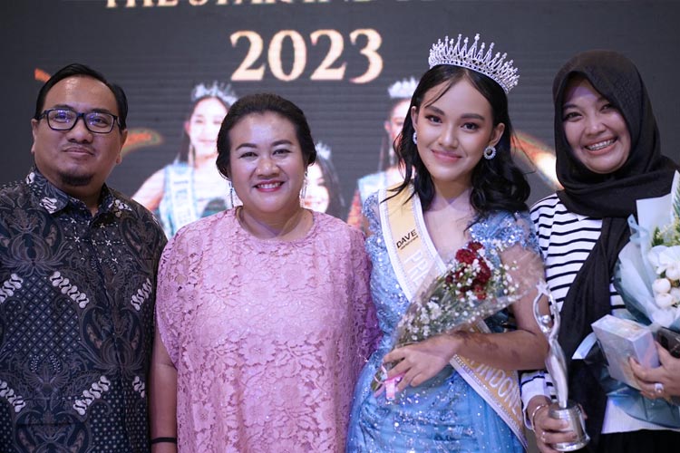 Dara cantik asal Yogyakarta (DIY), Kirana Aulia Meisya, 14 tahun, lolos ajang Miss Teen International 2023. (FOTO: Dok. Kiran)