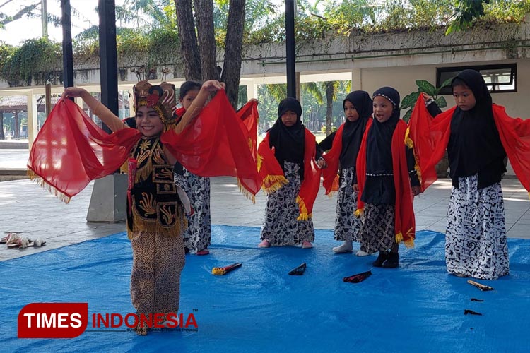 Menilik Keseruan Bocil Paud Inklusif Cerdas Banyuwangi Dalam Peringati Hari Lahir Pancasila