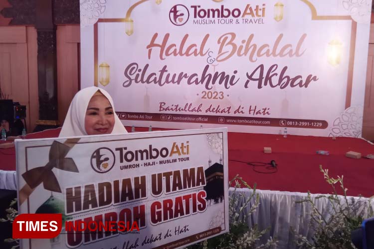 Baru Pulang Umrah dapat Hadiah Umrah Gratis dari Tombo Ati, Yuli: Terima Kasih ya Allah