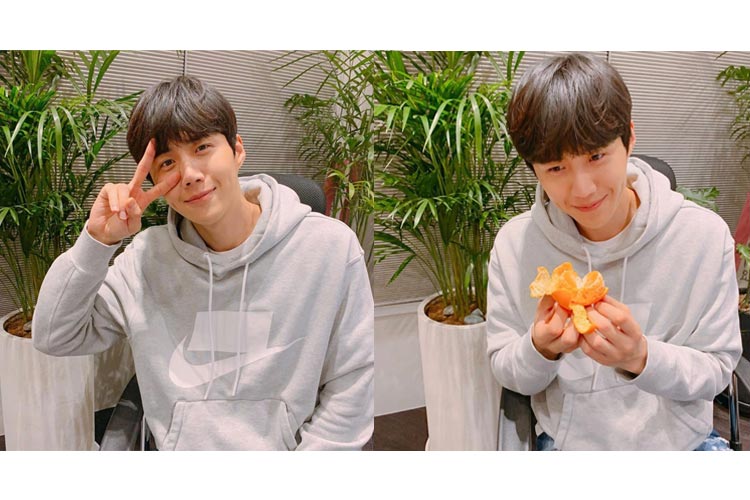 Kim Seon Ho.