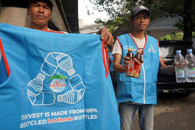 Hari Lingkungan Hidup Sedunia, Le Minerale Perkuat Komitmen 'Jadi Baru Lagi'