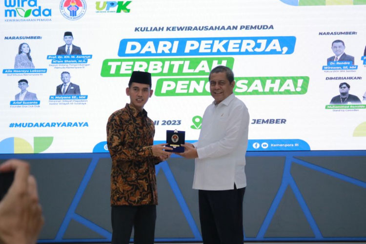 Kuliah Kewirausahaan, Wujud UIN KHAS Jember Tumbuhkan Jiwa Enterpreneurship Mahasiswa