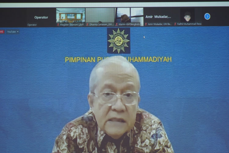 Wakil Ketua Umum MUI sekaligus Pengurus PP Muhamadiyah, Anwar Abbas saat lauching Magister Ekonomi UMY. (FOTO: Humas UMY)