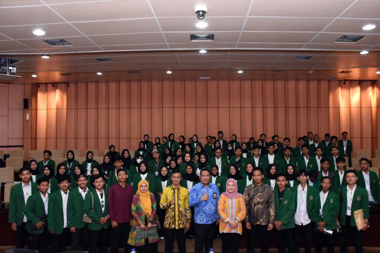 Mahasiswa IAIN Cirebon Studi di MPR, Indro Gutomo: Ajak Mahasiswa Belajar Ketatanegaraan