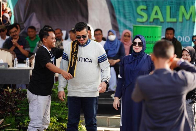 Talk-Show-On-The-Street-2.jpg
