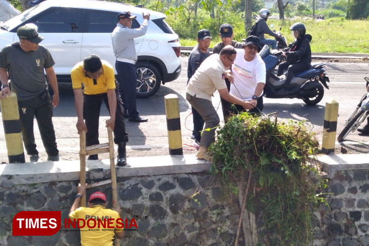 Peringati Hari Bhayangkara dan Hari Lingkungan Hidup dengan Rijik-Rijik Kutho