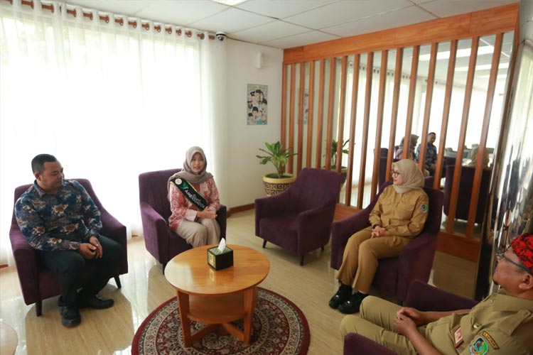 Terpilih Jadi Young Ambassador Agriculture 2023, Risma Kebanjiran Order Mancanegara