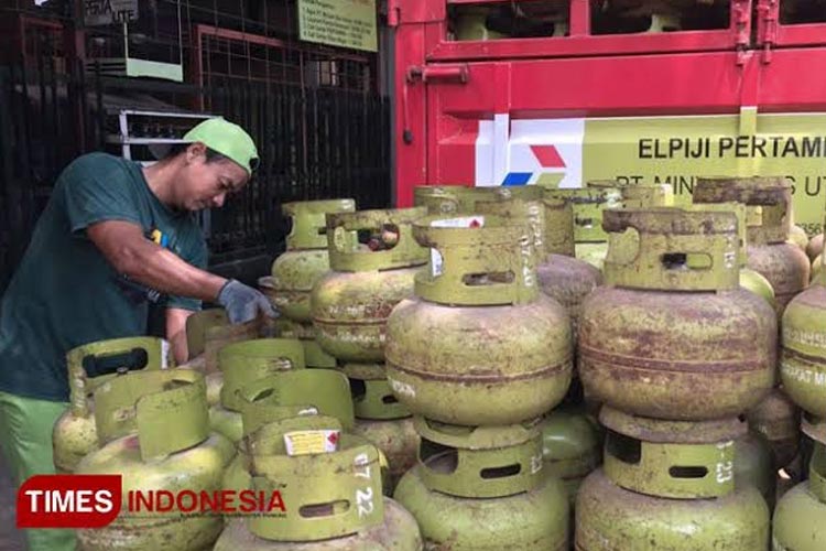 Gas LPG 3 kg yang kini mulai langka dipasaran. (FOTO: Dok. TIMES Indonesia)