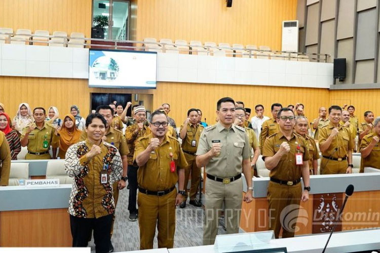 Andi Harun Buka Expose Final Report Pemekaran dan Penataan Kelurahan Sungai Pinang Dalam