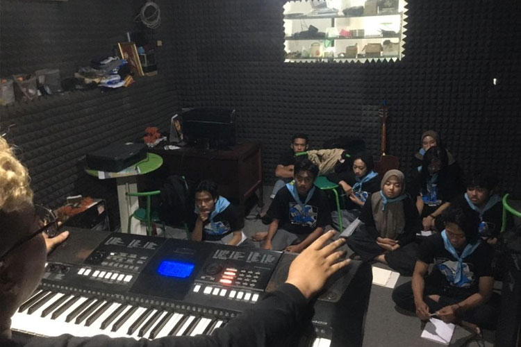 Kegiatan Workshop Equipment Musik UKM Musik Gaung 193 Unisma Malang. (FOTO: AJP TIMES Indonesia)