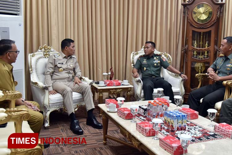 Pemkot Samarinda Sambut Usul Peningkatan Jalan Melalui Karya Bakti TNI Korem 091/ASN