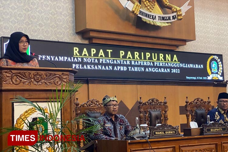 Bupati Banyuwangi Laporkan Pertanggungjawaban APBD 2022