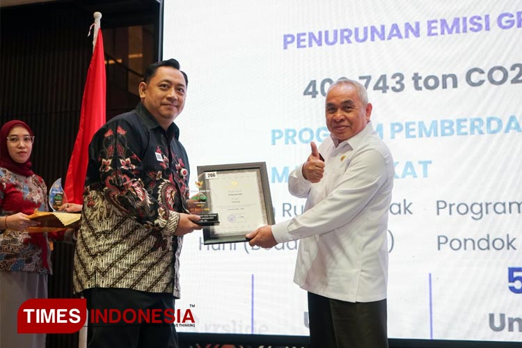 Badak LNG Kembali Sabet PROPERDA Emas yang Ke-11