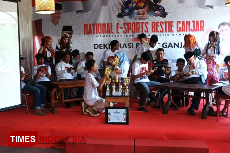 All-out Dukung Ganjar di Pilpres, Relawan Bestie Ganjar Gelar National E-sports