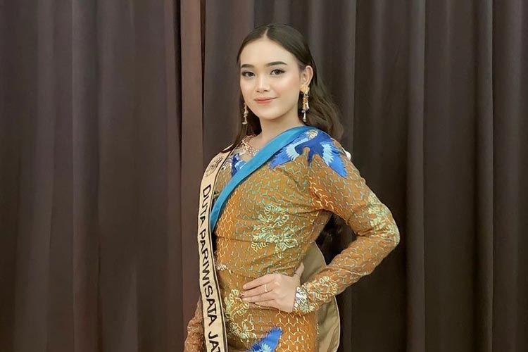 Mahasiswa Cantik Asal Banyuwangi Jadi Duta Pariwisata Jawa Timur 2023
