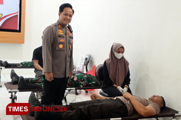 Donor Darah Sambut Hari Bhayangkara, Kapolres: Wujud Kepedulian Sosial Polres Morotai