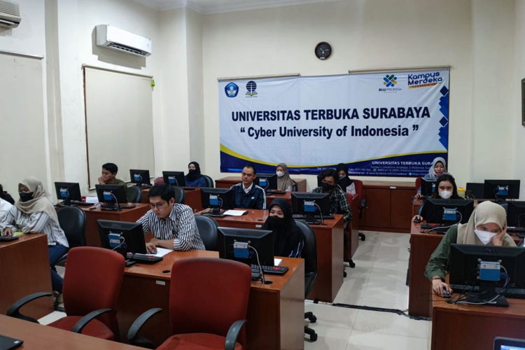 Mahasiswa UT Surabaya Bebas Tentukan Lokasi UAS, Berikut Informasi Lengkapnya