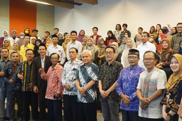 Musyawarah Guru Bimbingan dan Konseling se kabupaten Gresik bersama Rektor UISI dalam rangka halal bihalal. (FOTO: AJP TIMES Indonesia)